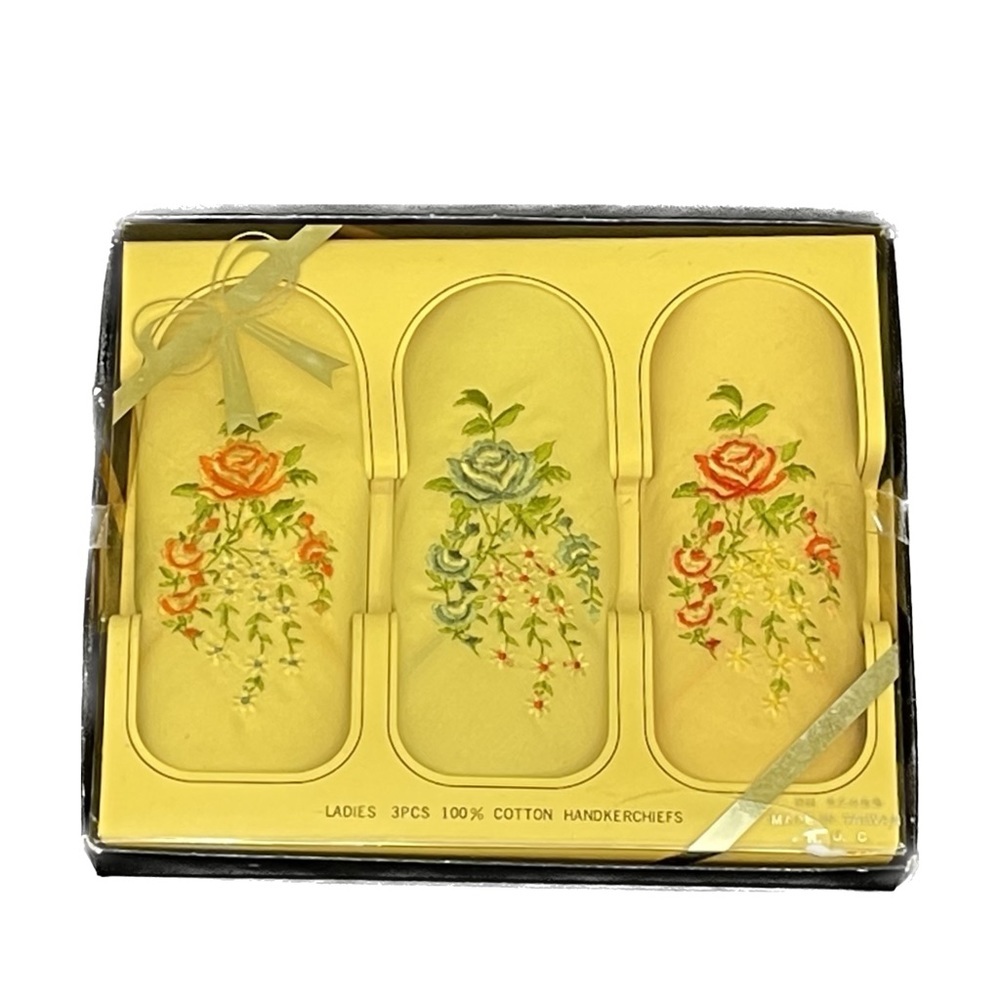 Vintage 1970's 3 Piece Embroidered Cotton Handkerchief Gift Set Sealed